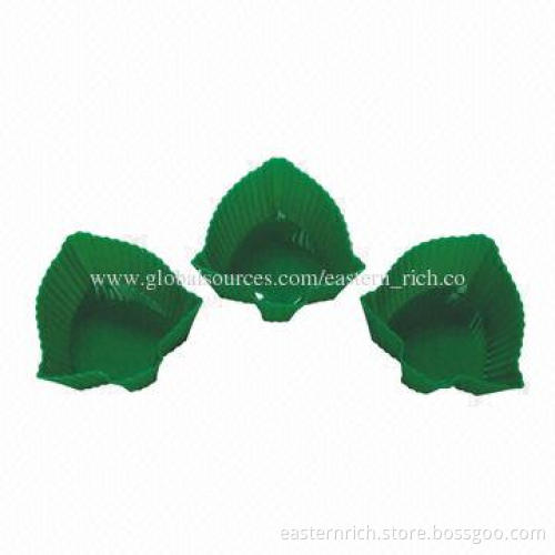 Silicone Cupcake Cups with Bell Shape, Sized 7x7x3cm